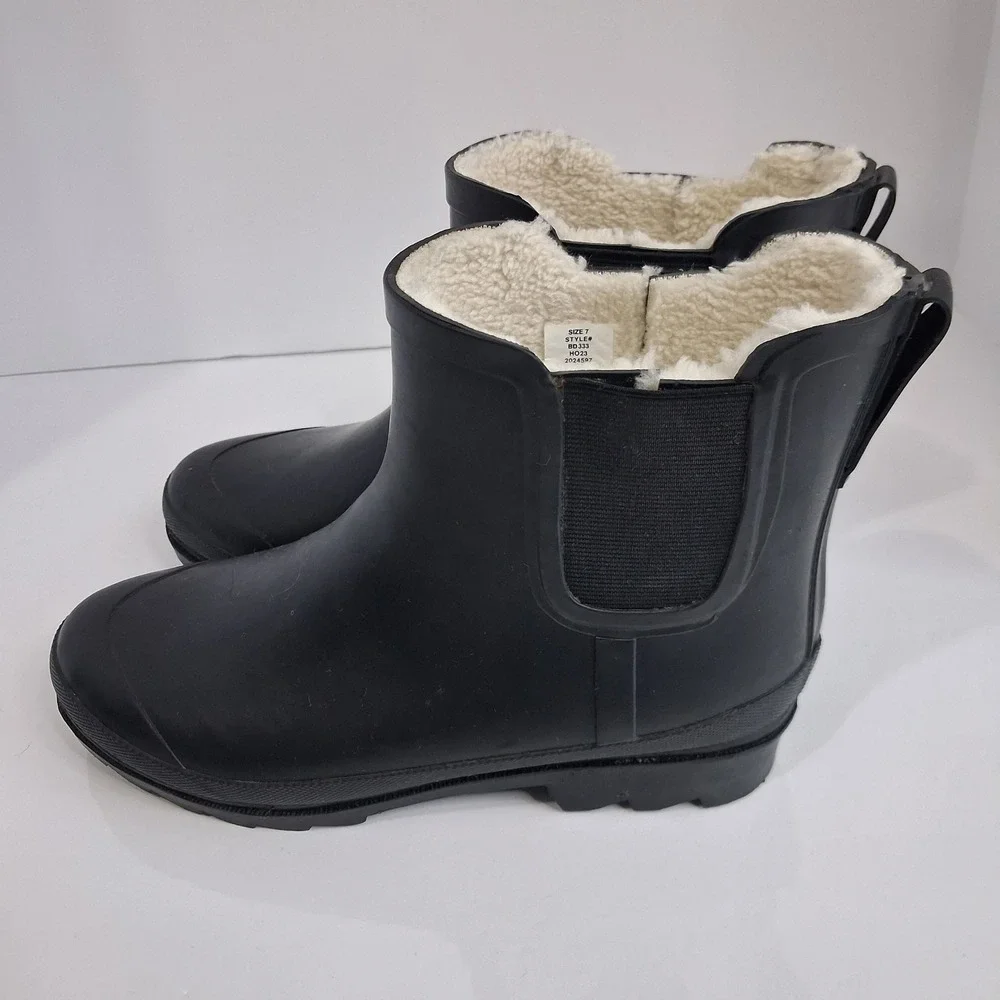 J.Crew Matte Black Rubber Chelsea Rain Boots Faux Shearling Lined Ankle‎ BD333 7
